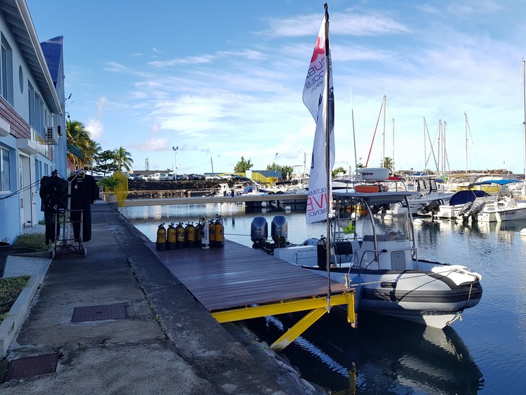 infini plongee guadeloupe le bateau